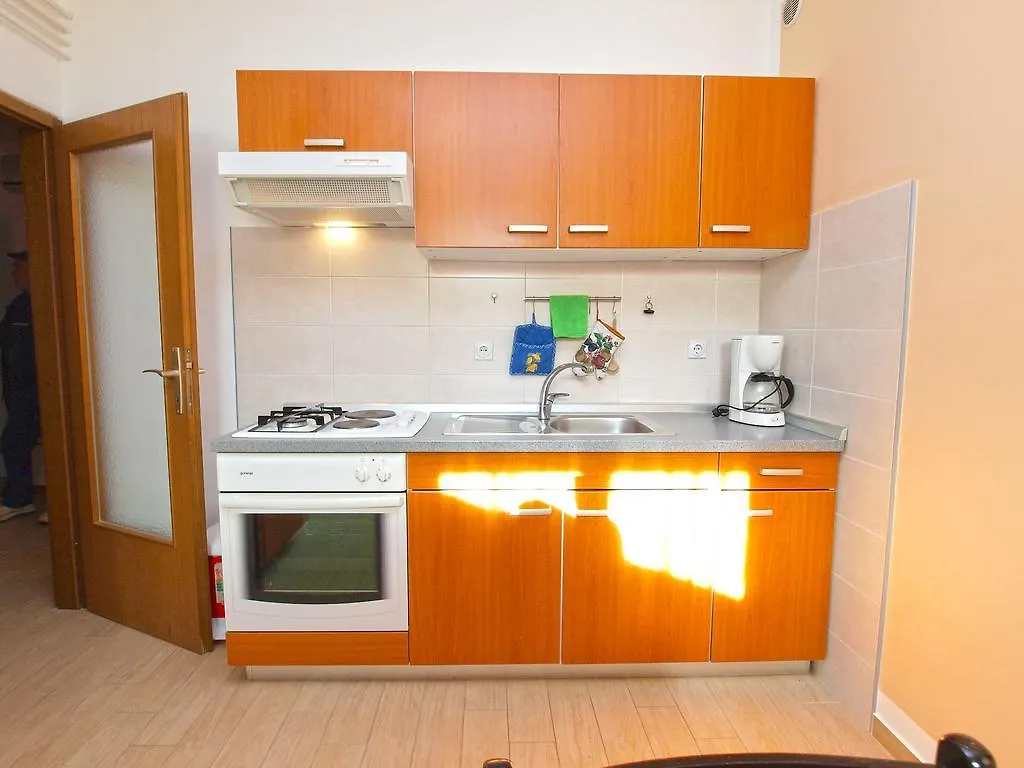פאז'אנה Apartments Orange 994 0*,